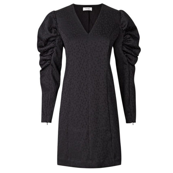NWT | Levete Room | Black Puff Shoulder fitted Dress | Size M - Picture 1 of 13